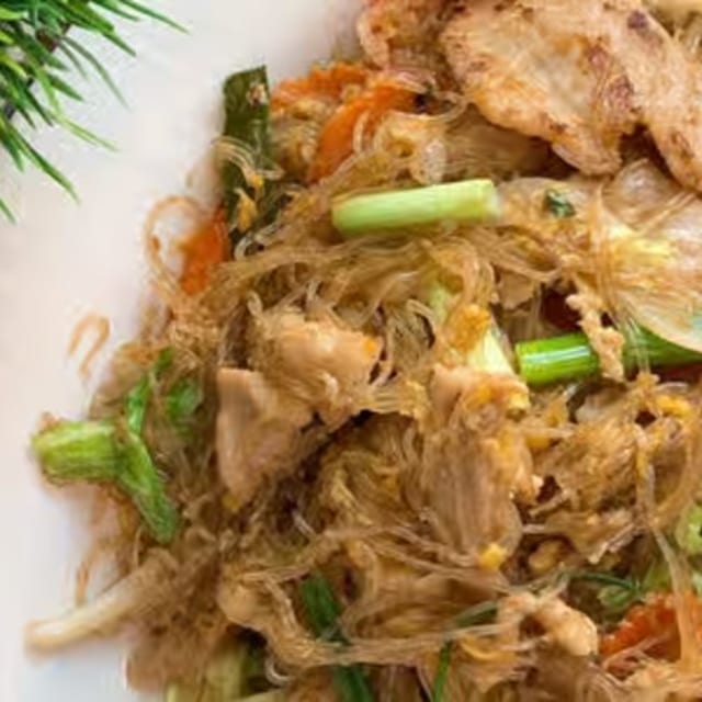 Pad Woon Sen.