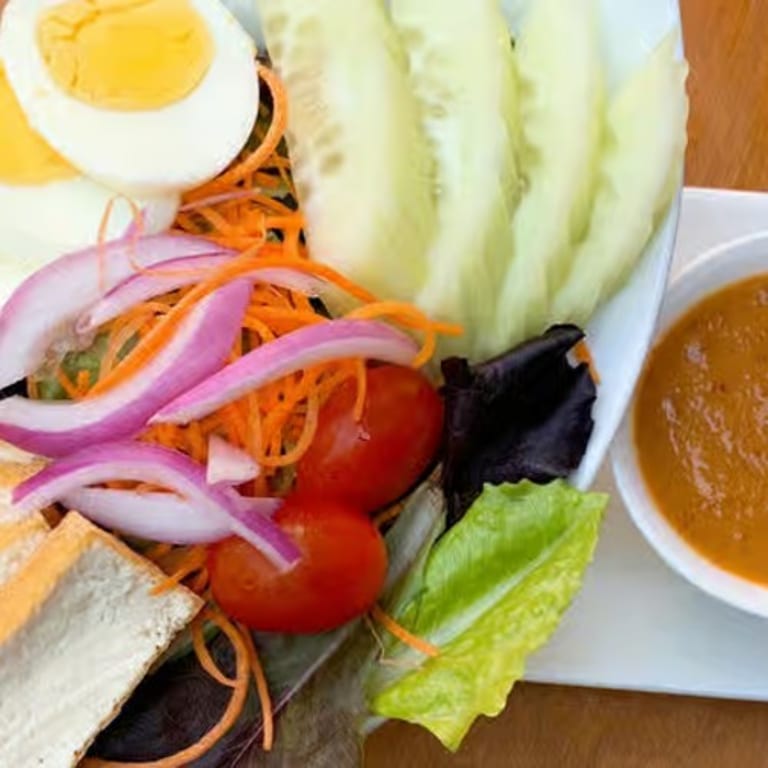 Authentic Thai Flavors and Favorites