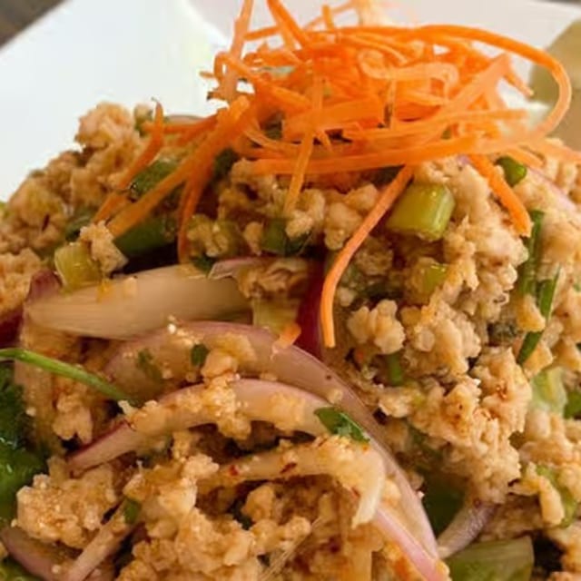 Larb Gai.