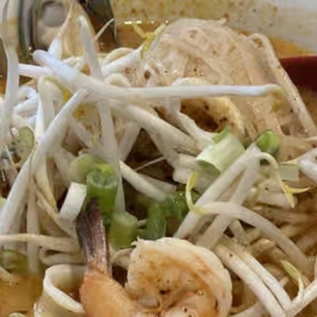 Seafood Tum Yum Noodle.